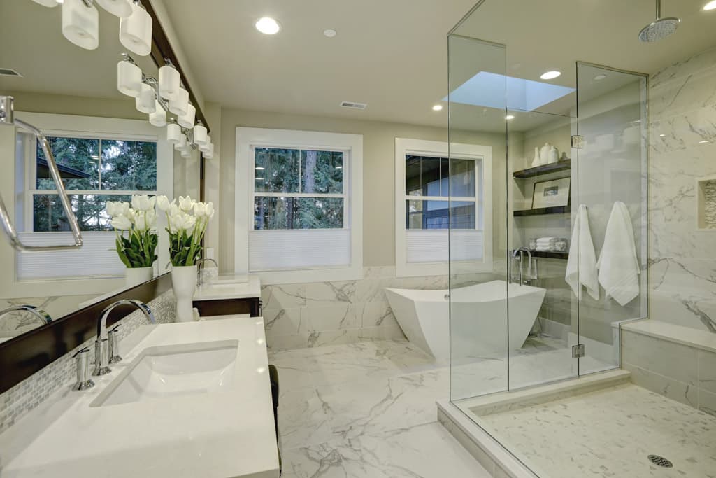 Accesorios y soluciones para baños accesibles